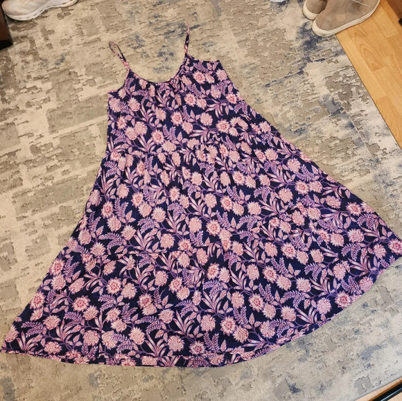 XiRENA Tierney Cotton Sleeveless Tiered Midi Dress Navy purple pink Sz M pockets - Picture 12 of 16